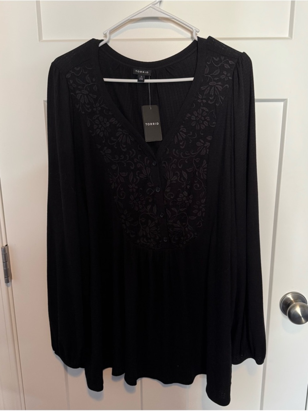 torrid Black Floral Embroidered V-Neck Button Top